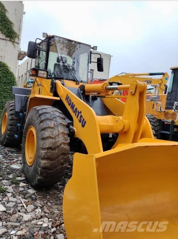 Komatsu WA 320-5 Колесни товарачи