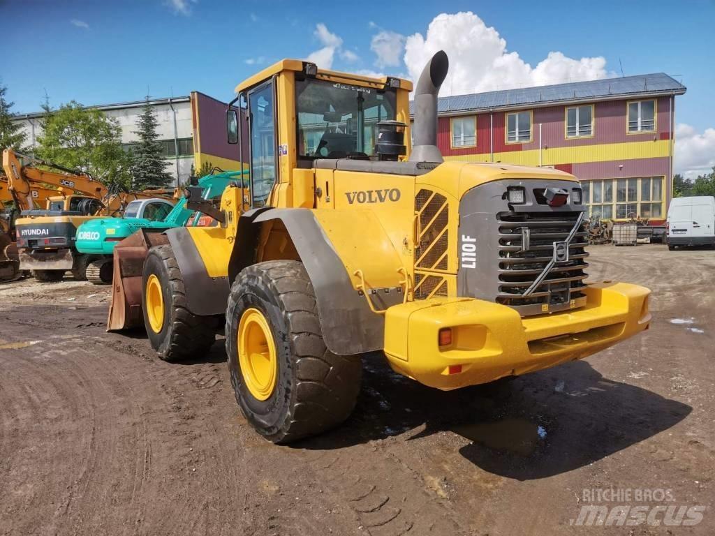 Volvo L 110 F Колесни товарачи