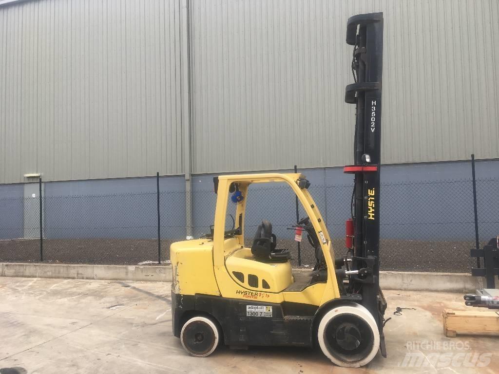 Hyster S 155 FT Камиони с АГУ