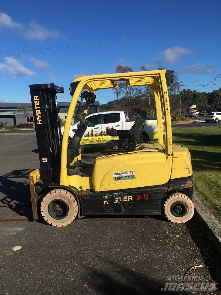 Hyster J2.5XN Електрически вилични кари-повдигачи
