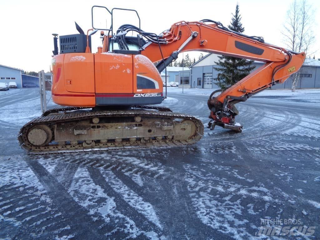 Doosan DX 235 Верижен екскаватор