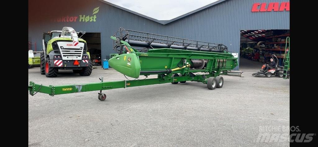 John Deere S670I Комбайни