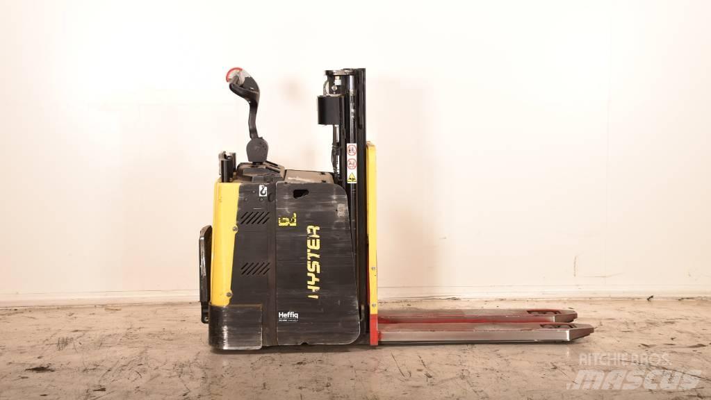 Hyster P2.0SD Транспалетни колички с платформи