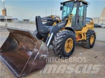 John Deere 544K Колесни товарачи