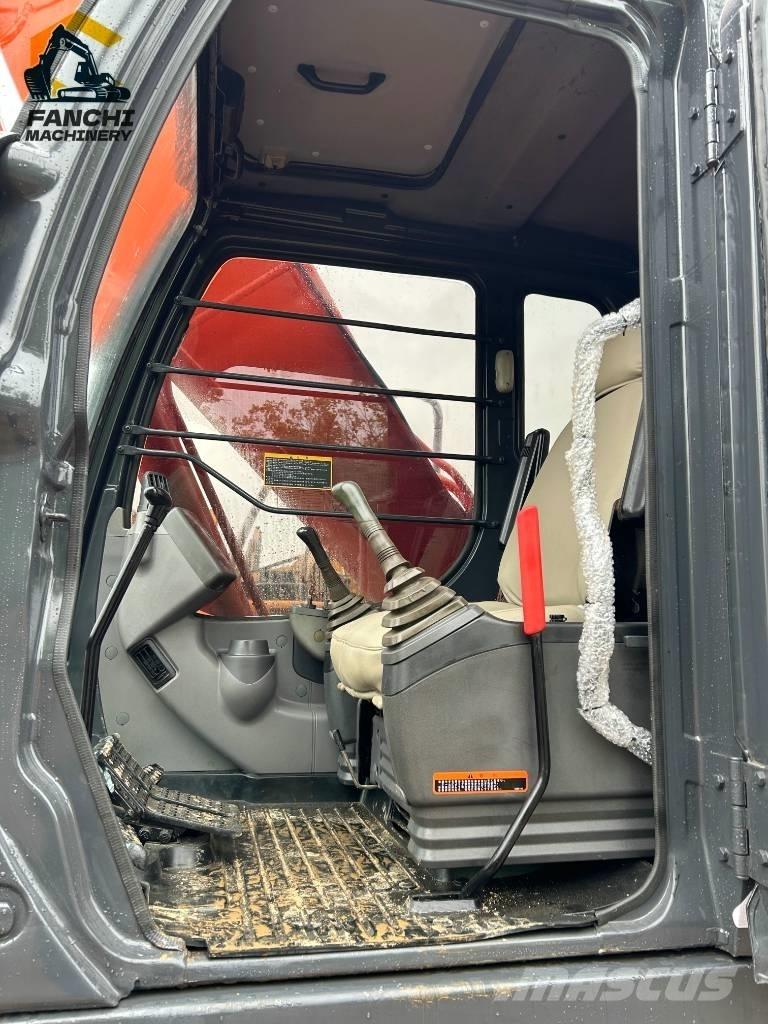 Hitachi 210LC Верижен екскаватор