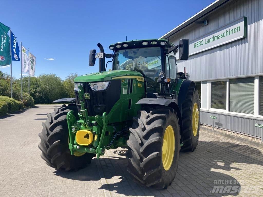 John Deere 6R215 Трактори