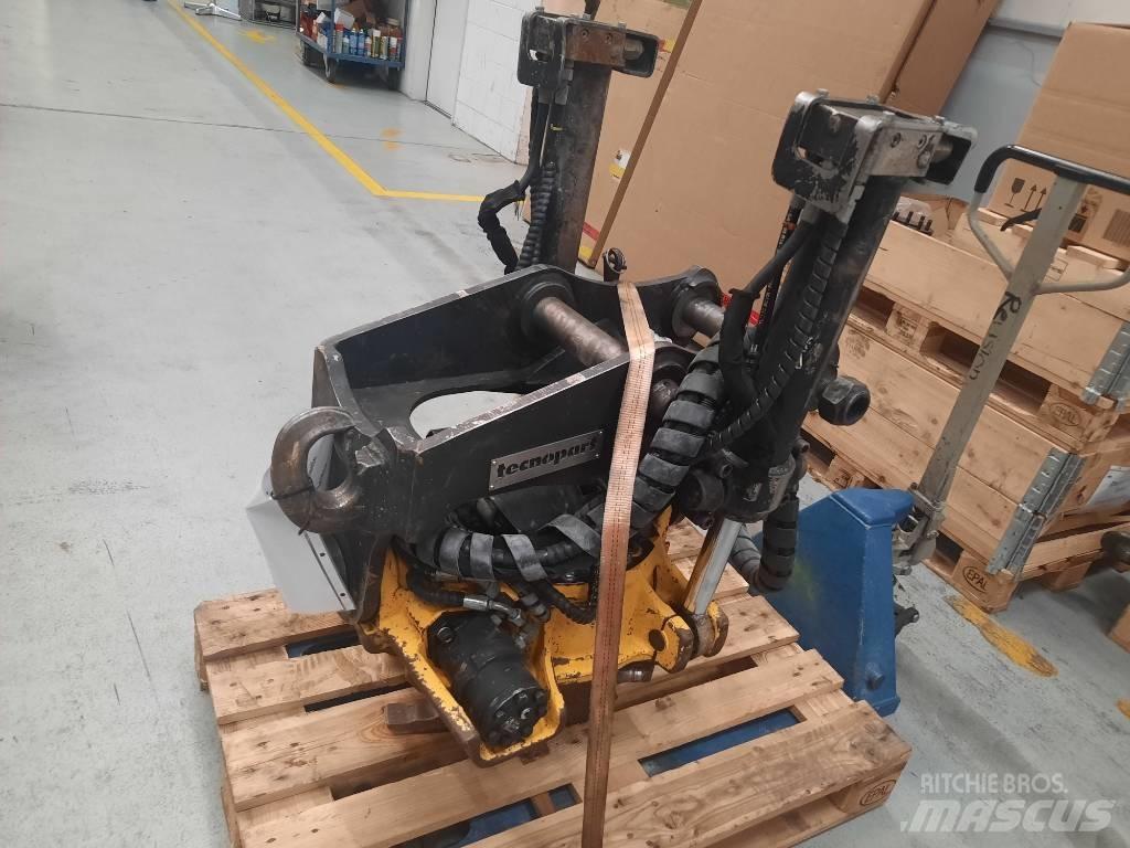 Menzi Muck M535 Колесни екскаватори