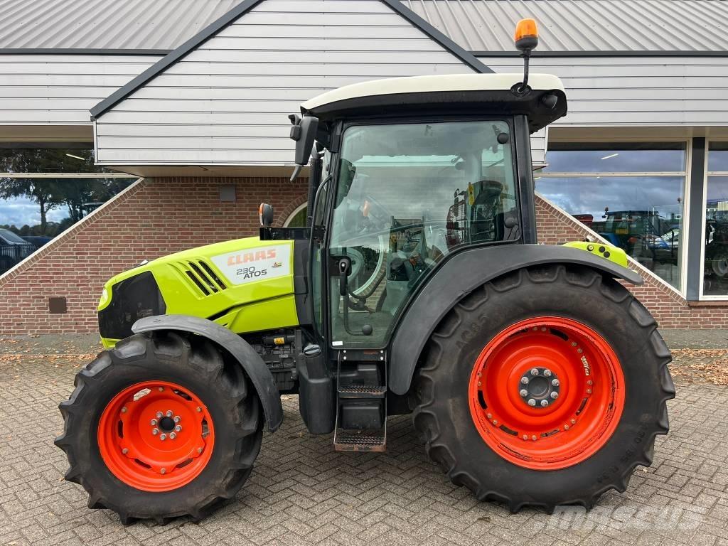 CLAAS Atos 230 Трактори