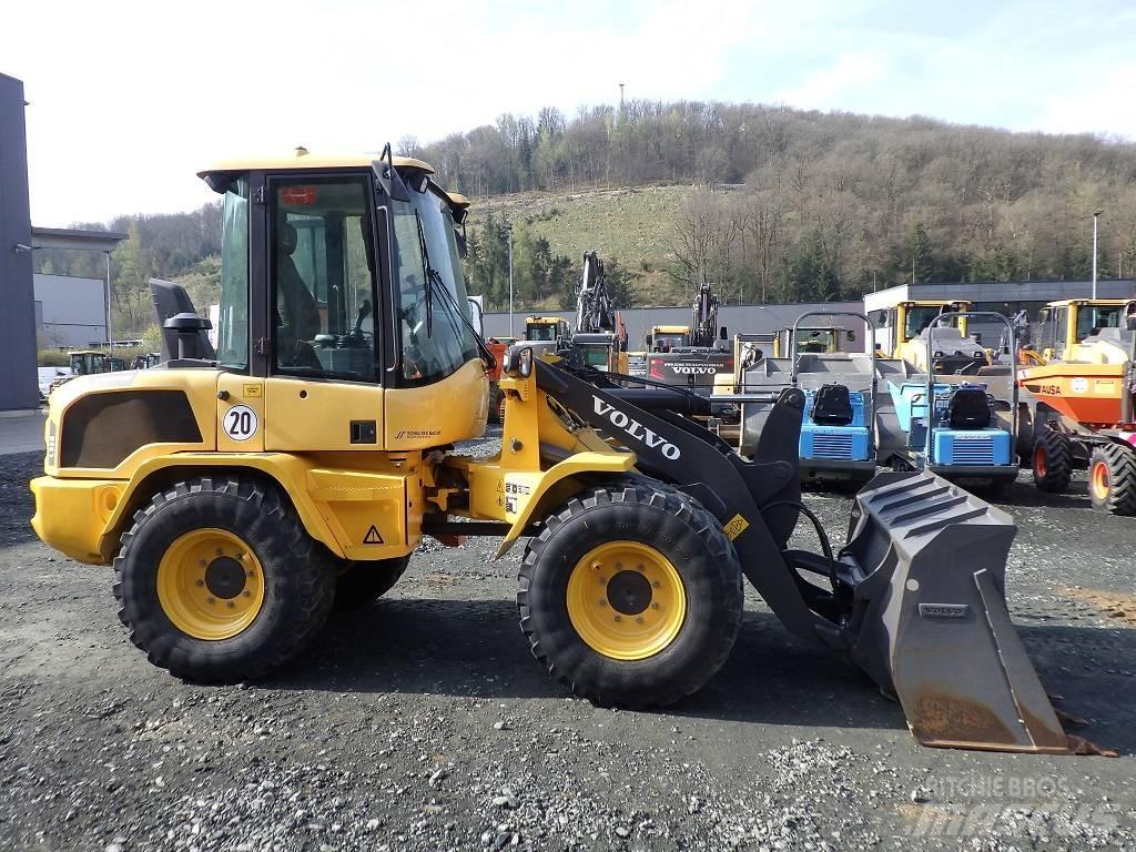 Volvo L 35 G Колесни товарачи