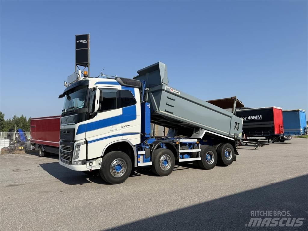 Volvo FH540 8X4 Самосвал