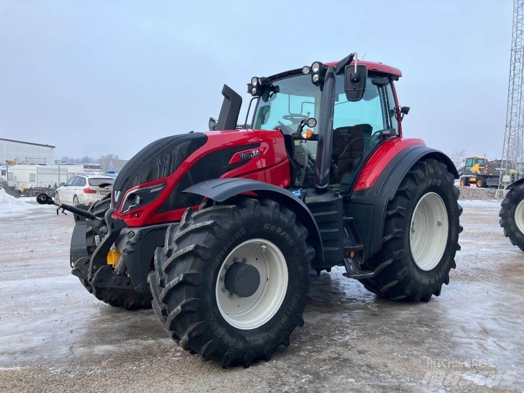 Valtra T234D Трактори