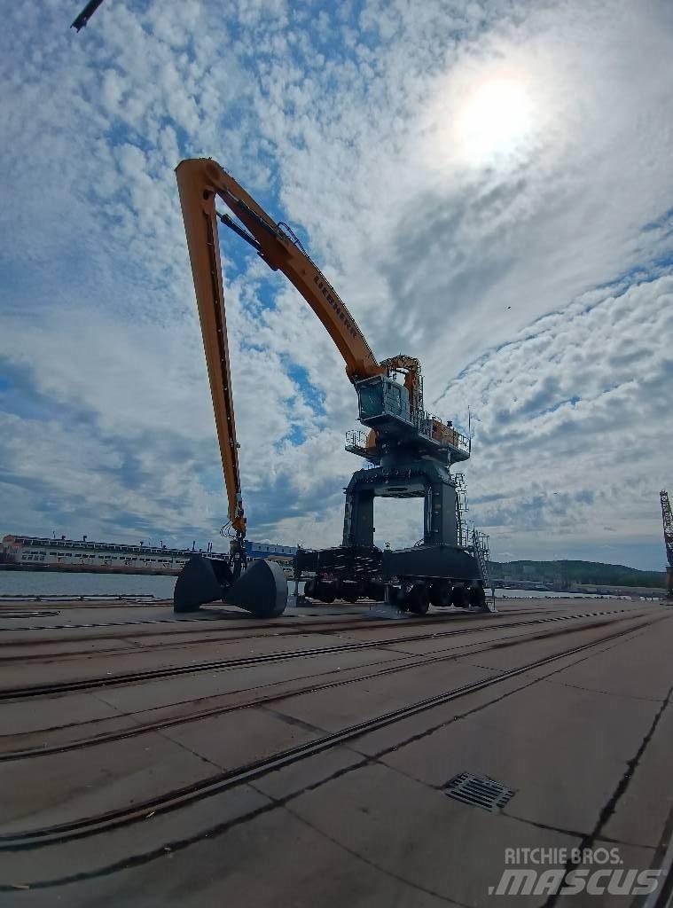 Liebherr LH 150 M Оператори на отпадъци/индустрия
