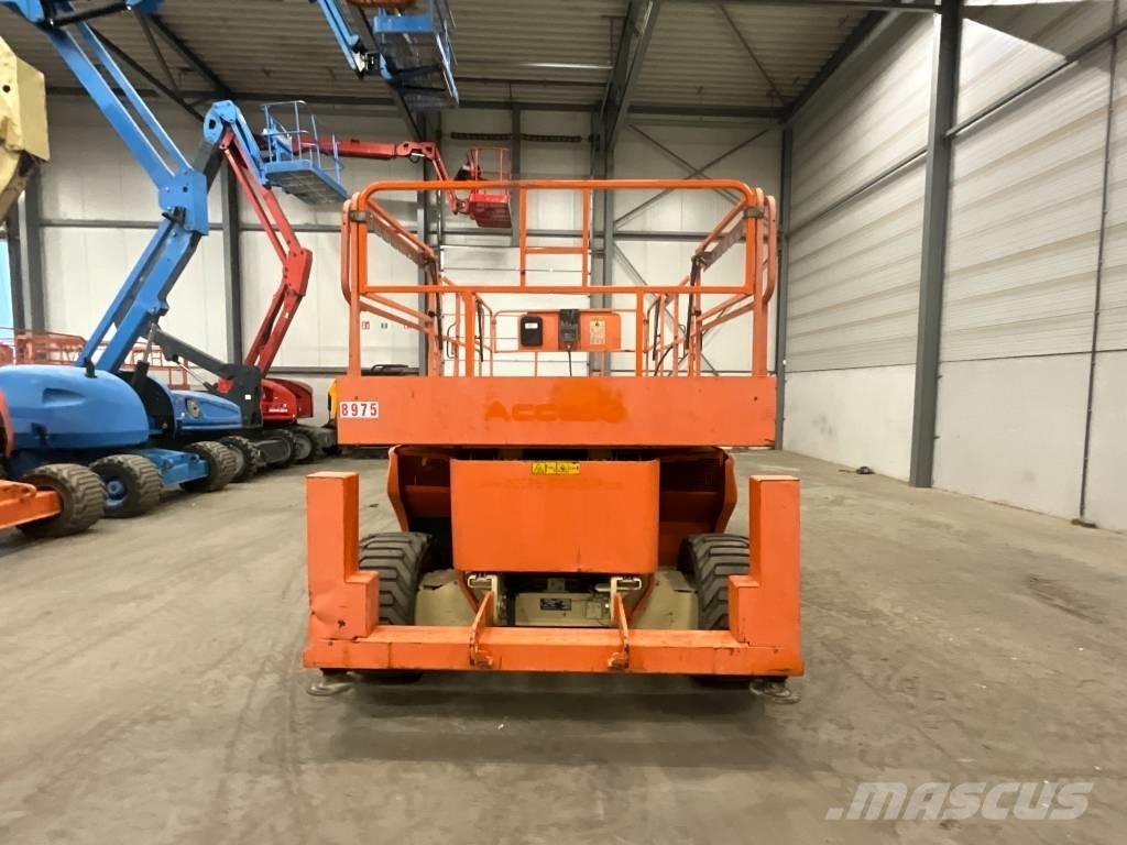 JLG 3394 RT Ножични работни платформи