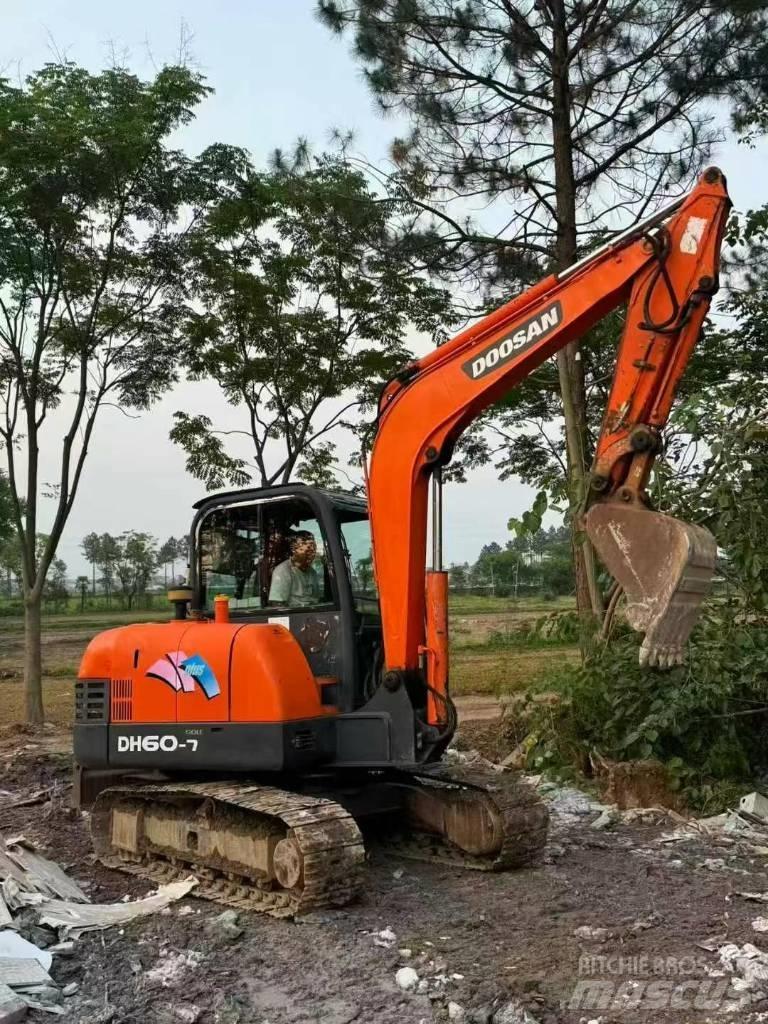 Doosan DH 60-7 Мини екскаватори < 7 т