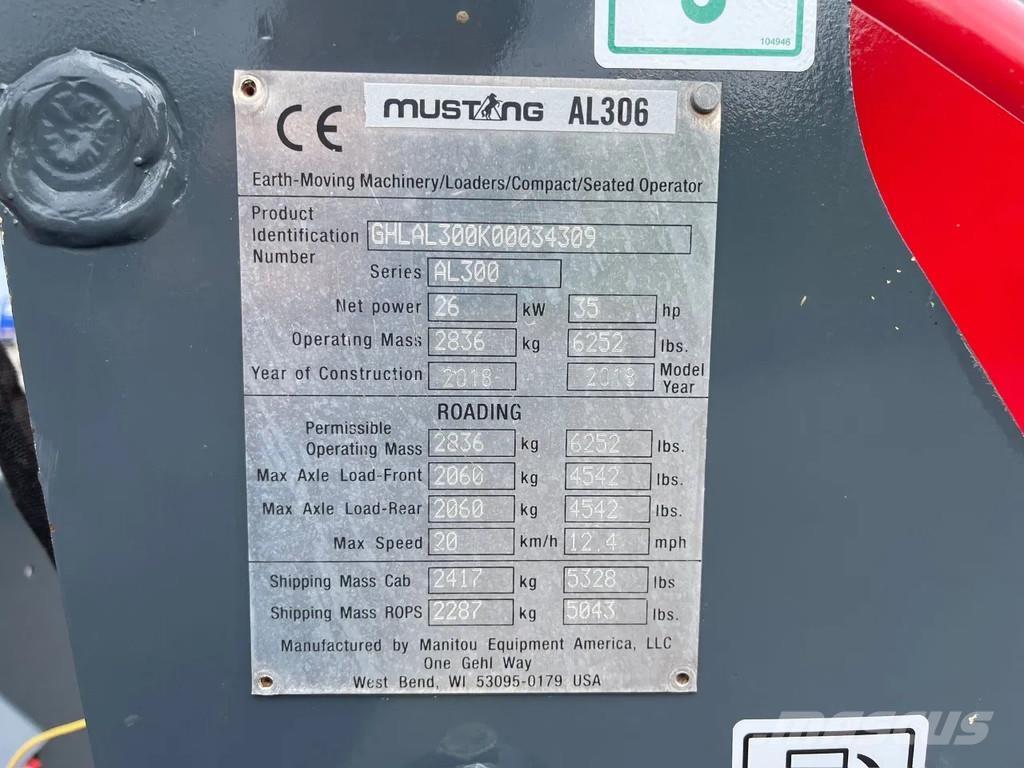 Mustang AL306 Колесни булдозери
