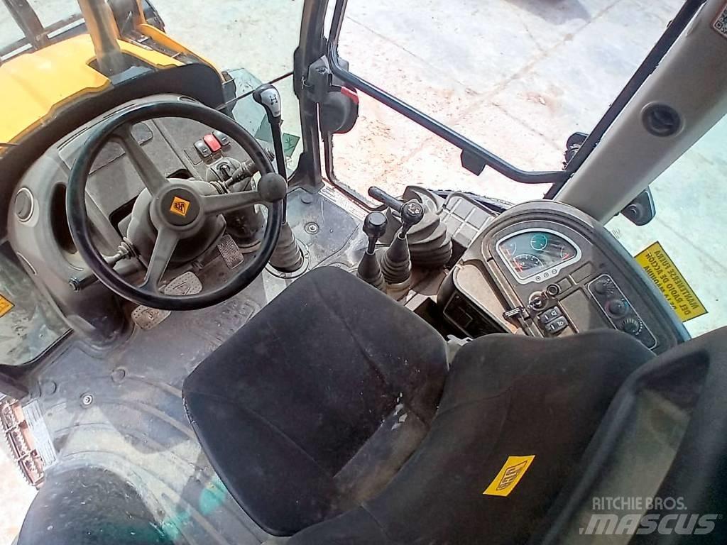 JCB 3 CX 4 T Товарач със заден ексватор