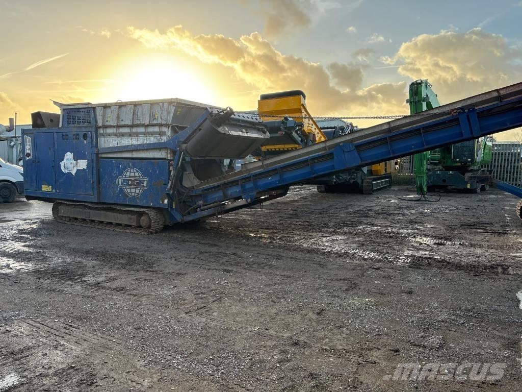 Edge SLAYER XL Шредери за отпадъци
