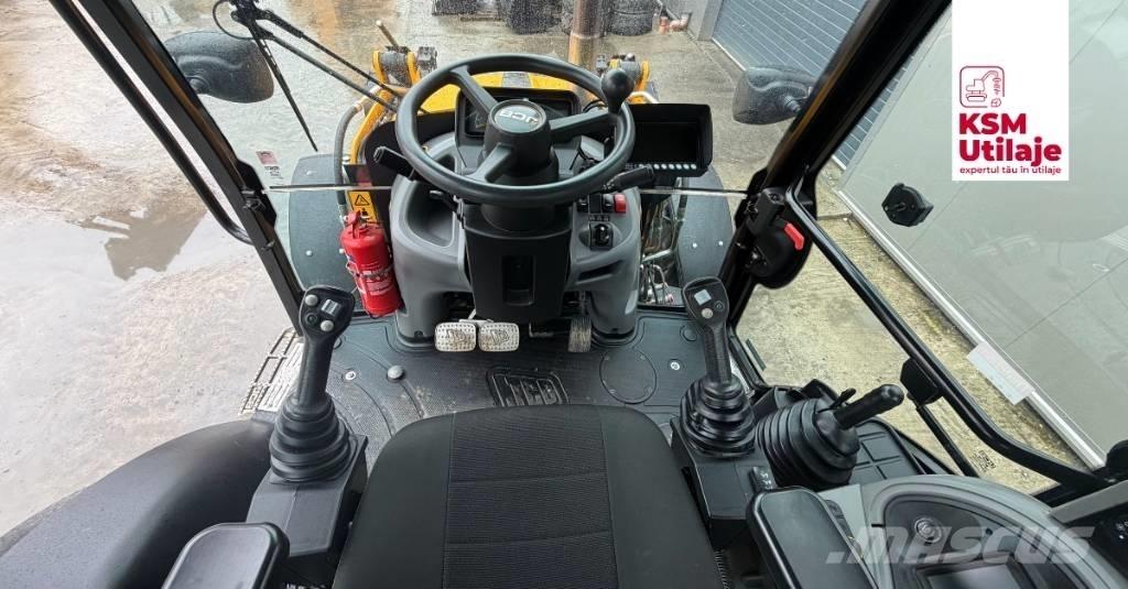 JCB 3 CX Товарач със заден ексватор