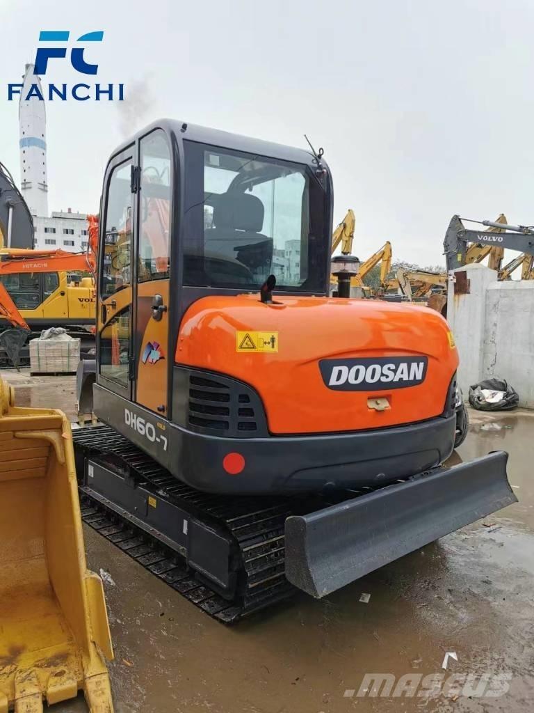 Doosan DH 60-7 Мини екскаватори < 7 т