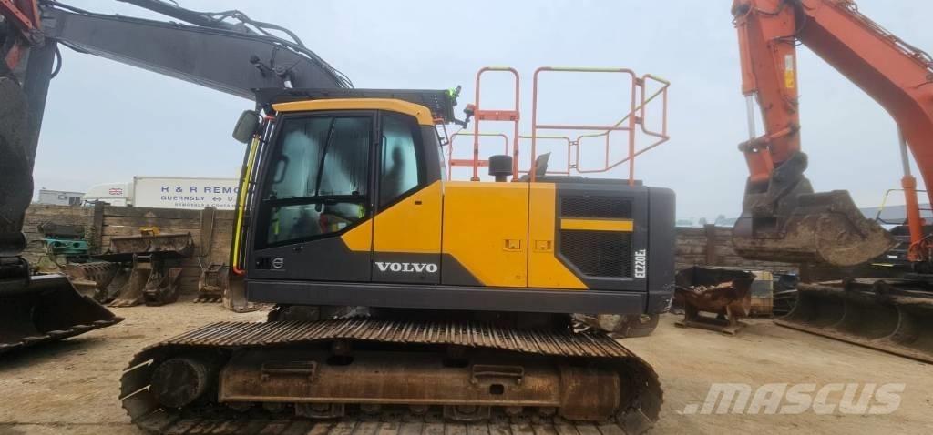 Volvo EC220EL Екскаватори