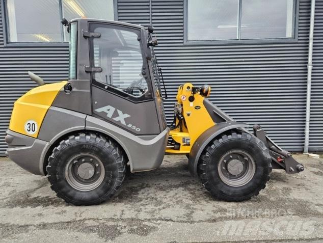Mecalac AX 850 Колесни товарачи