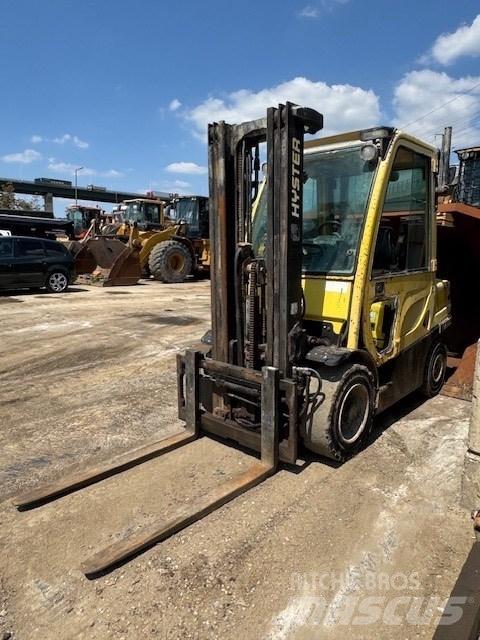Hyster H 35 FT Камиони с АГУ