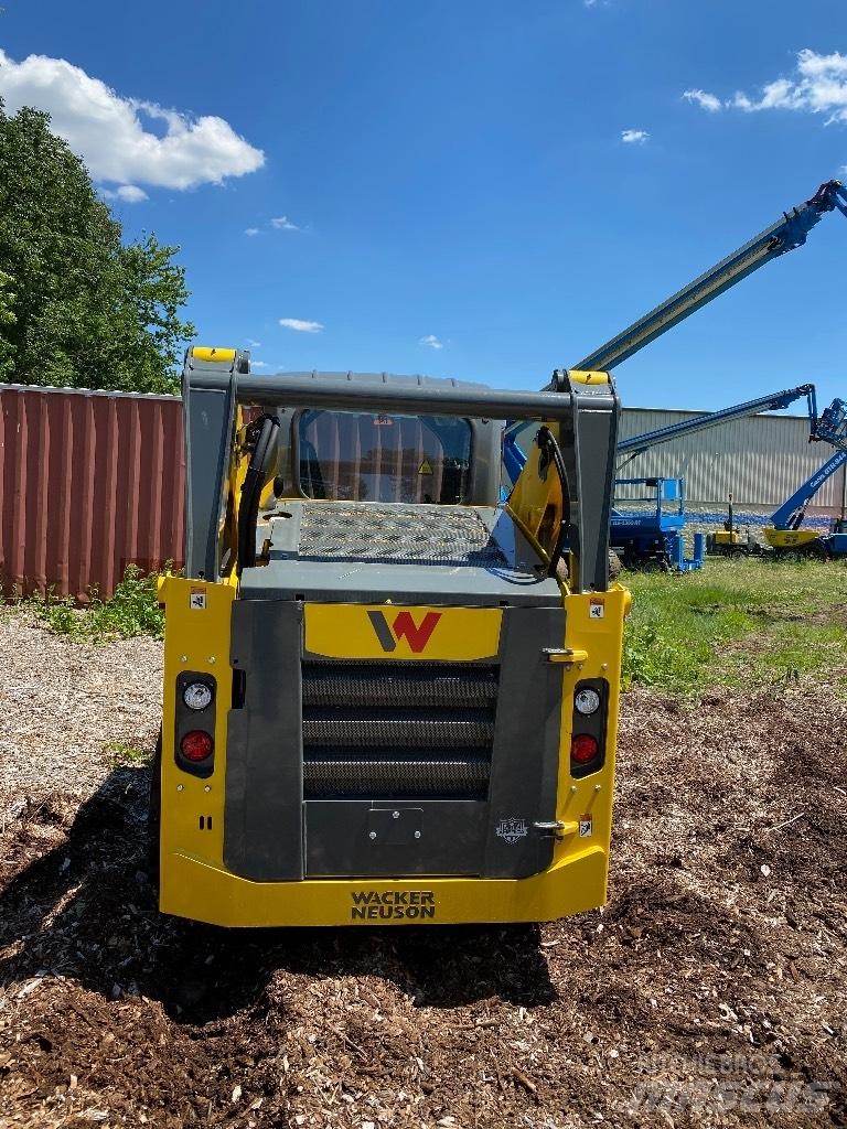 Wacker Neuson SW21 Мини товарачи
