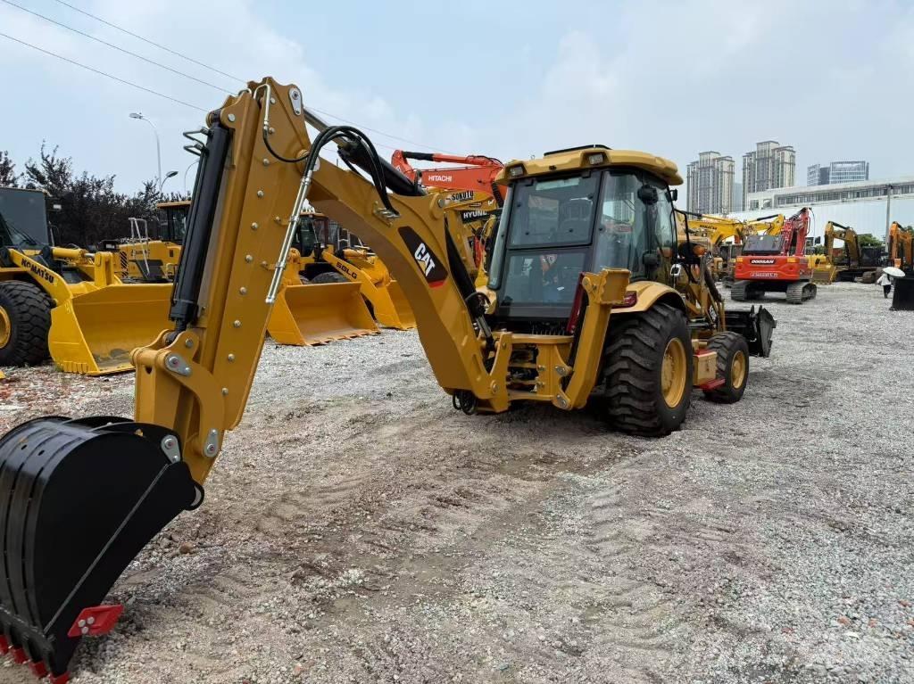 CAT 420 F Товарач със заден ексватор