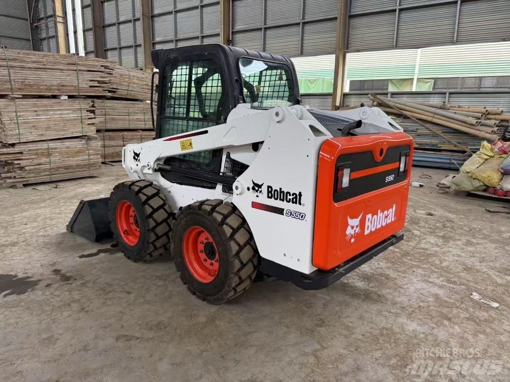 Bobcat S 550 Мини товарачи
