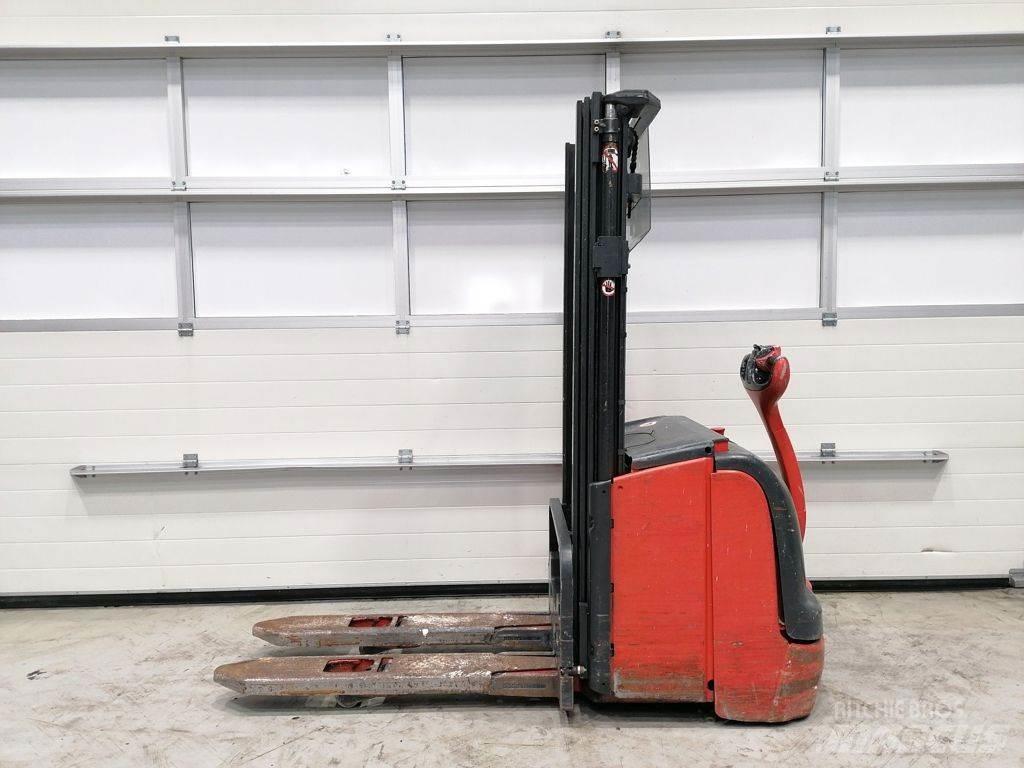 Linde L14 Колички високоповдигачи с теглич