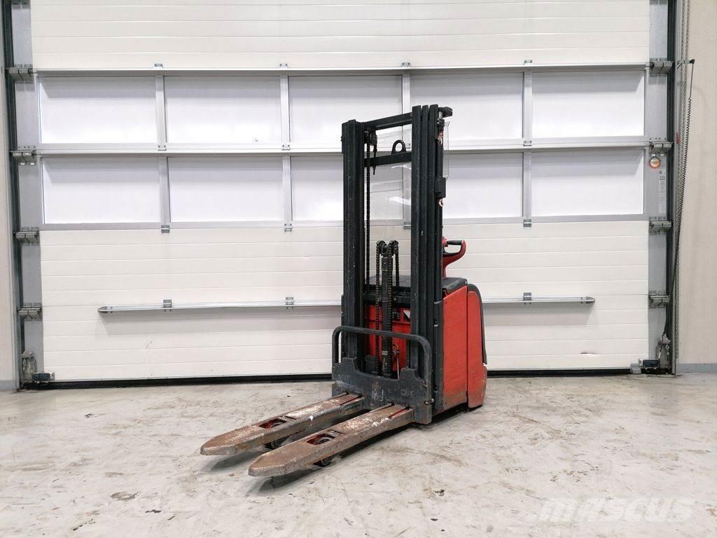Linde L14 Колички високоповдигачи с теглич