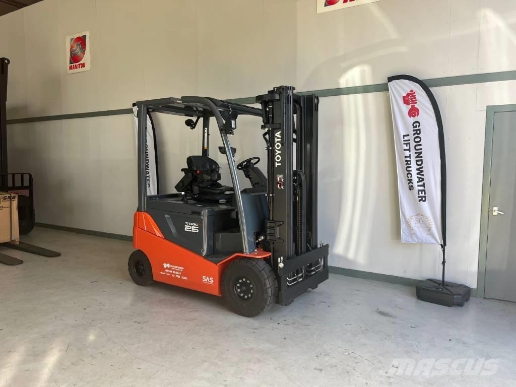Toyota 8 FBMKT 25 Електрически вилични кари-повдигачи