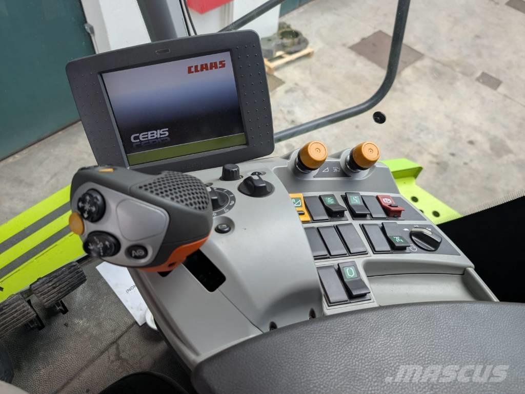 CLAAS Lexion 760 TT Комбайни