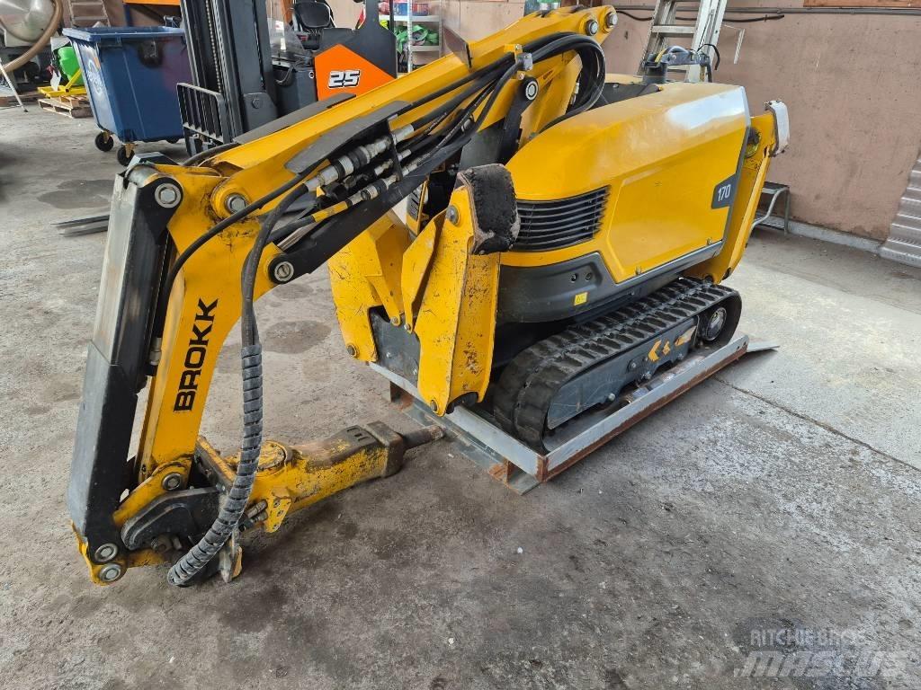 Brokk 170 Багери за разрушаване
