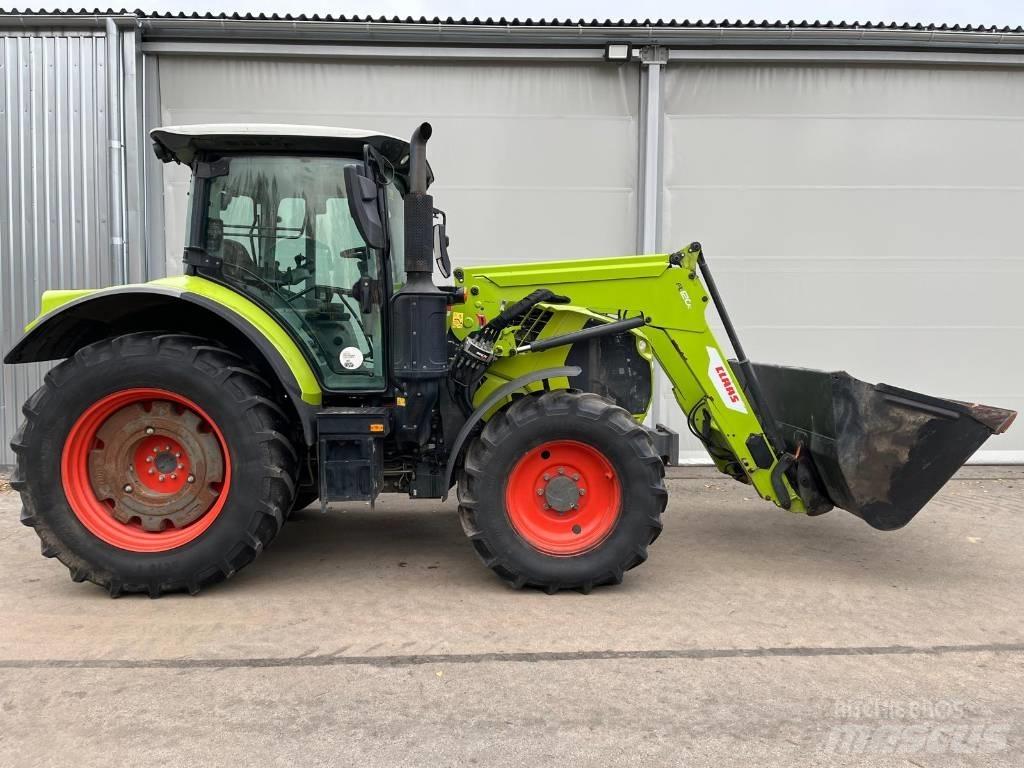 CLAAS Arion 530 CIS Трактори