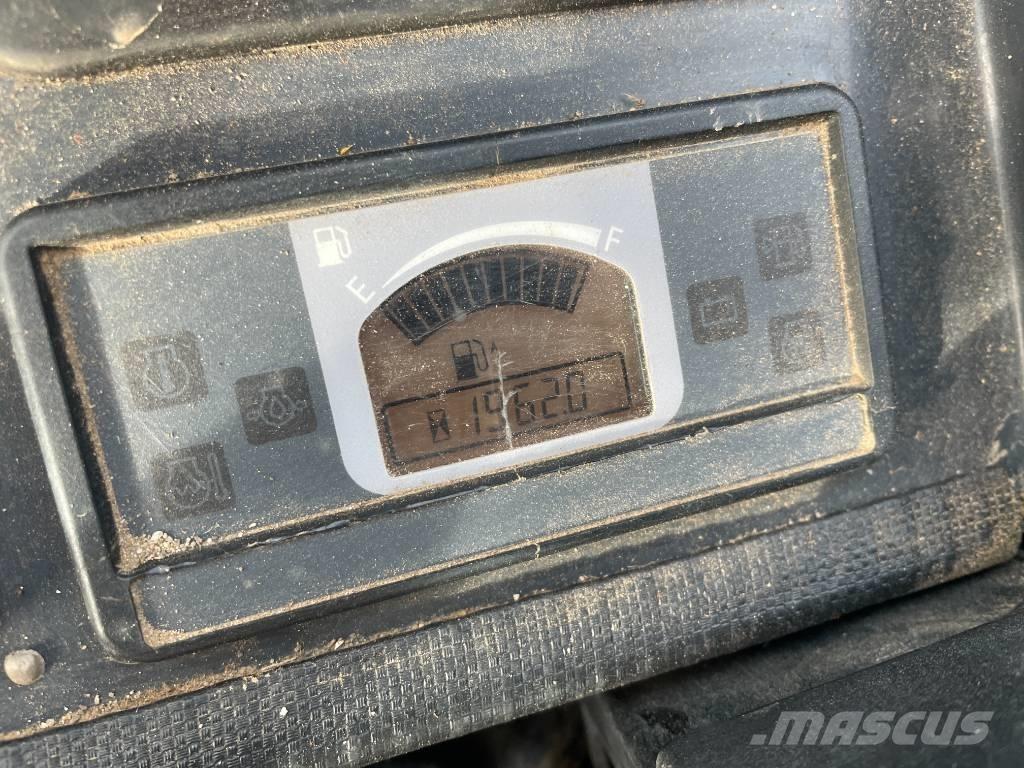 Hitachi ZX 26 U-6 Мини екскаватори < 7 т