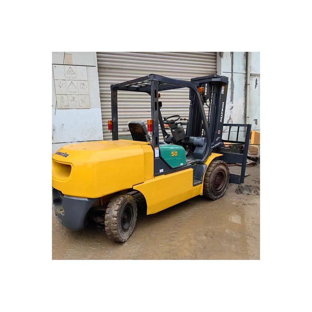 Komatsu FD 50-6 Дизелови камиони