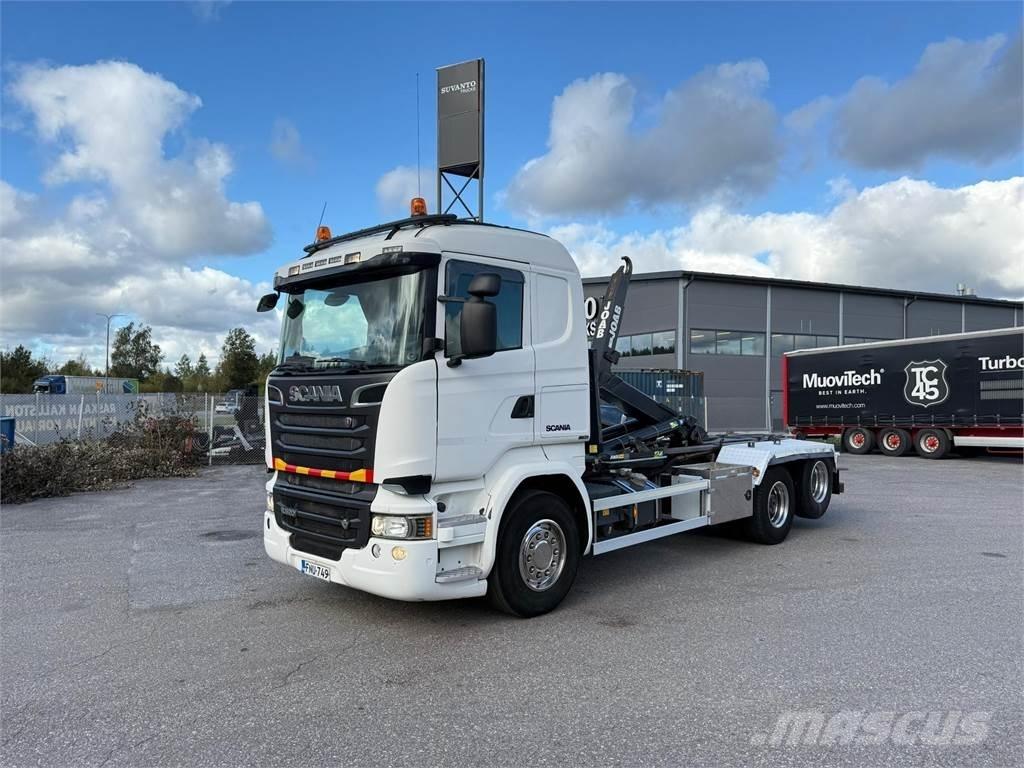 Scania R 520 6X2 Камиони с кран с кука