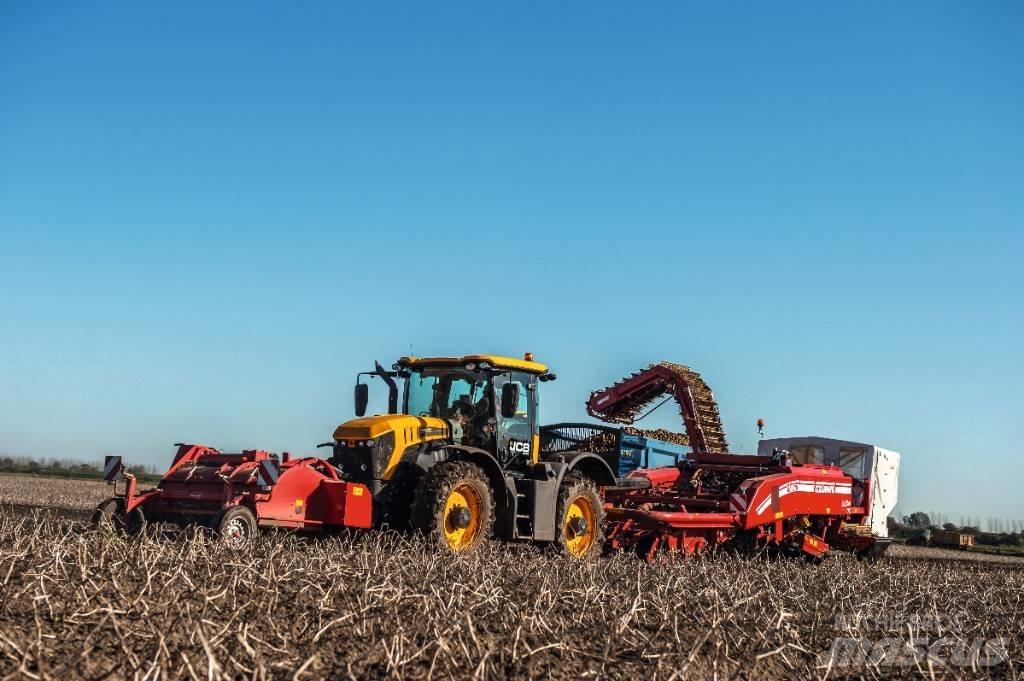 JCB 4220 Трактори