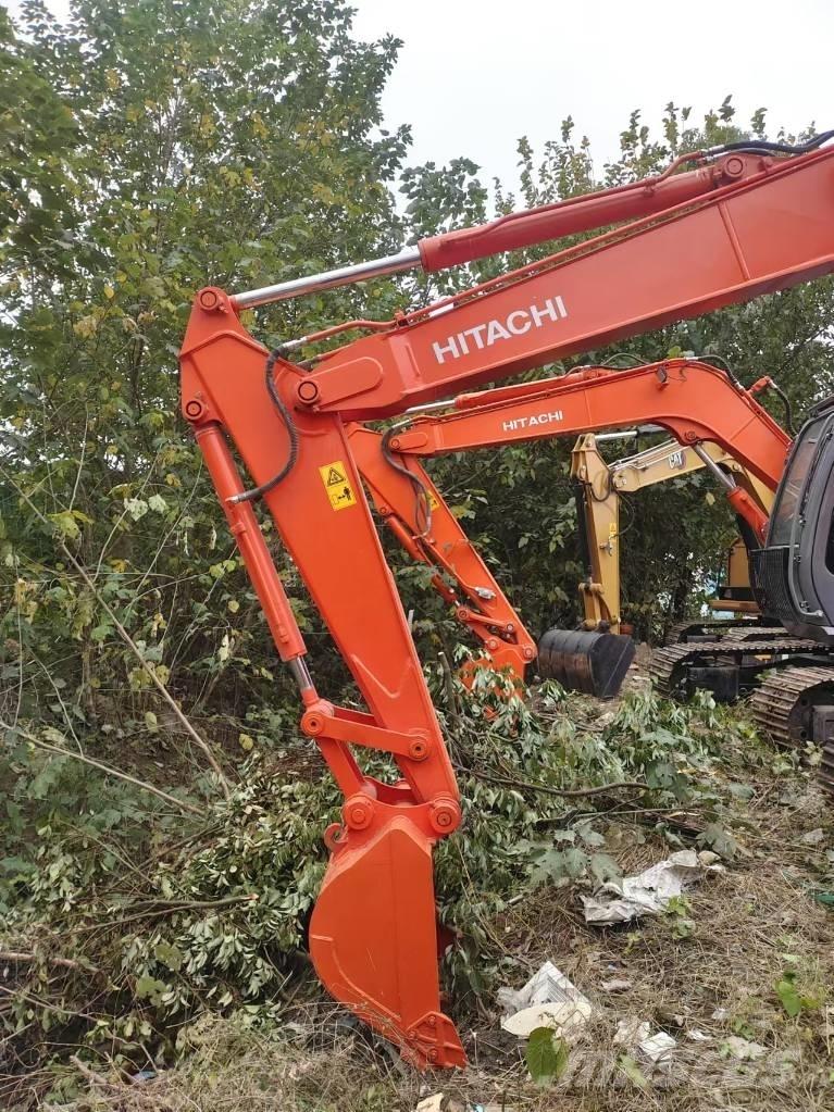 Hitachi ZX 70 Средни екскаватори 7т - 12т