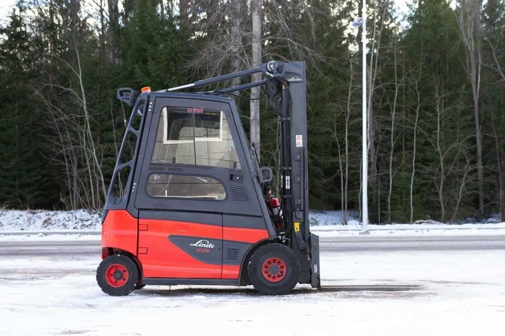 Linde E 25 Електрически вилични кари-повдигачи