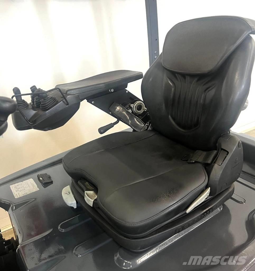 Toyota 10941 8FBE18T Електрически вилични кари-повдигачи