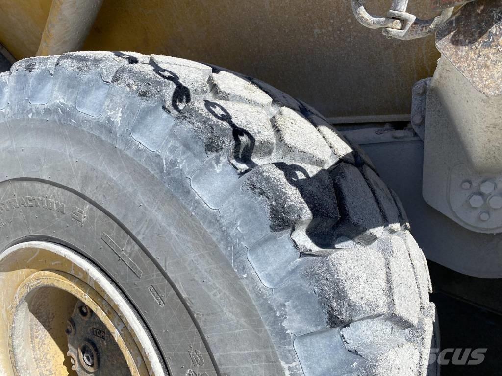 Komatsu HM 400 Дъмпери/моторни превозни средства