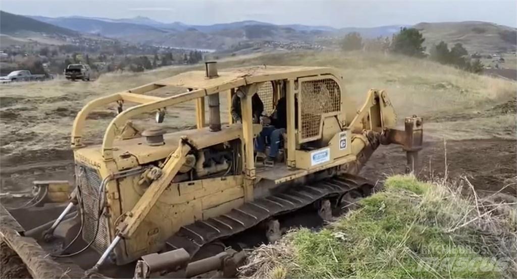 CAT D8H Верижни булдозери
