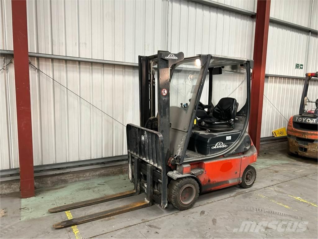 Linde E18P-02 Електрически вилични кари-повдигачи