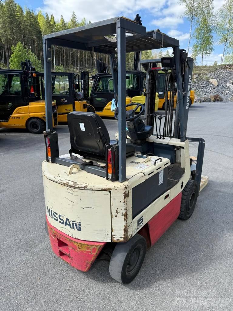 Nissan FP01 L 15 U Електрически вилични кари-повдигачи