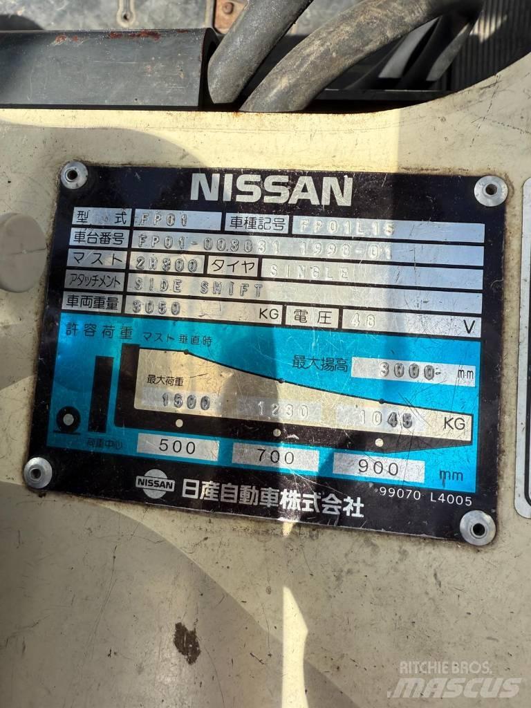 Nissan FP01 L 15 U Електрически вилични кари-повдигачи