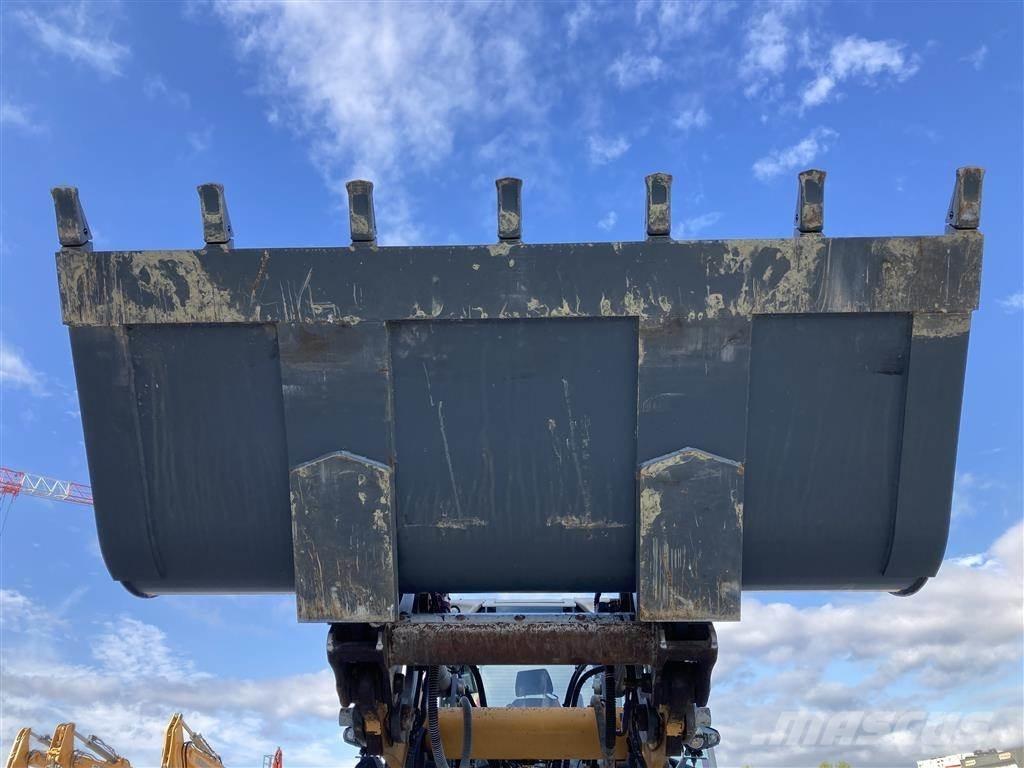 Liebherr L 538 Колесни товарачи