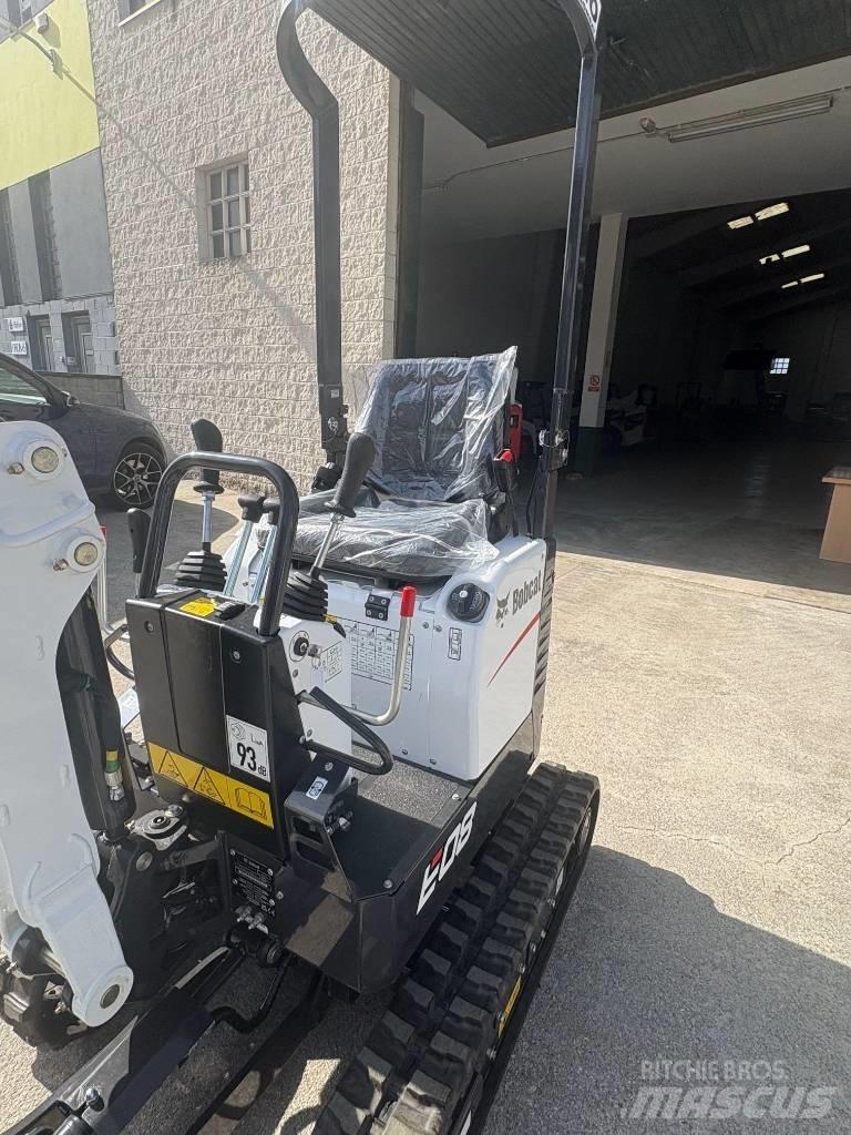 Bobcat E 08 Мини екскаватори < 7 т