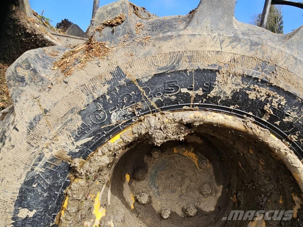 HSM 805 F Скидери
